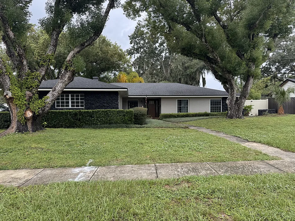 1903 Collier Dr
