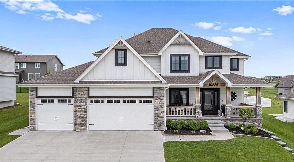 1st image of 10225 Caspian Dr