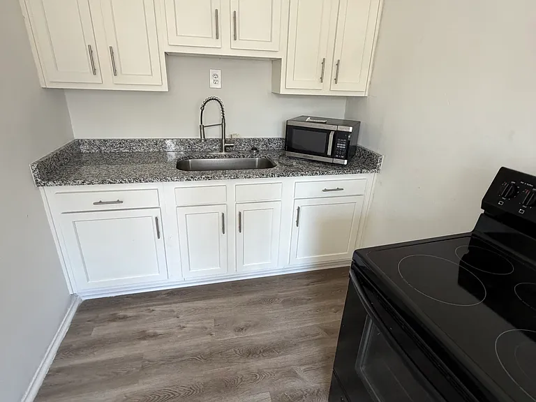 1415 Cherry St #1415 — Photo 6