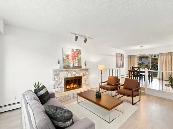 657 Poirier St, Coquitlam, BC V3J 7M5