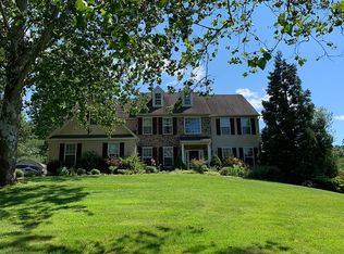 2738 Pruss Hill Rd, Pottstown, PA 19464