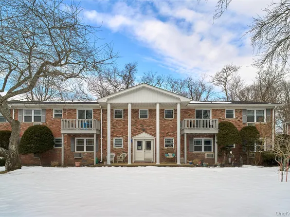 230 Fairharbor Drive #230, Patchogue, NY 11772