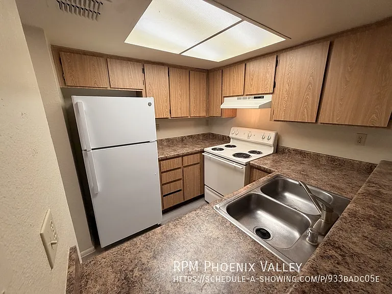 Parkside Apartments — Photo 44