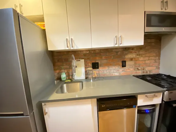 62 West 106th Street image 3 of 7