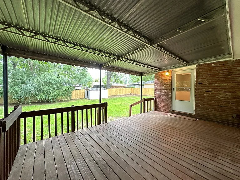 4624 Fairview Dr — Photo 30