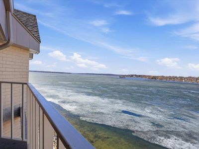 130 W Wisconsin AVENUE #23, Pewaukee, WI, 53072