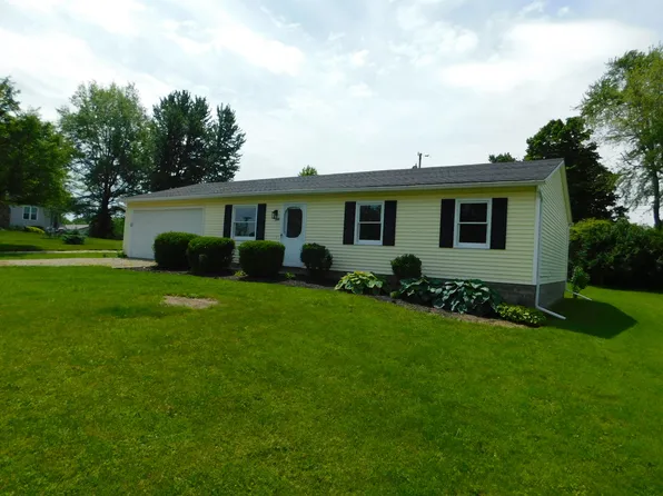 239 E Walnut St, Saint Paris, OH 43072