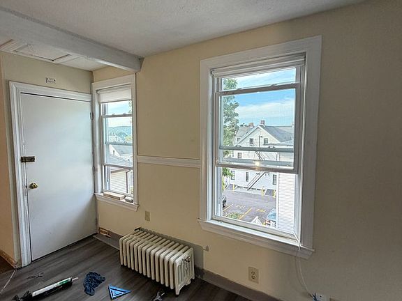5th image of 80 Robbins St APT 5