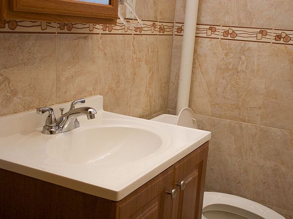 5th image of 4124 49th St #1R