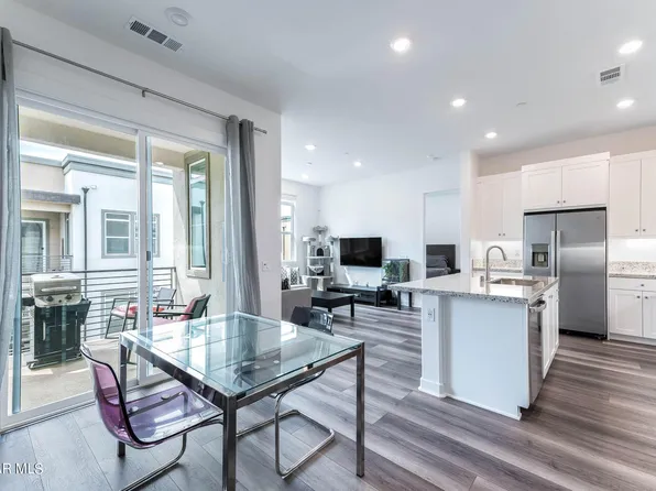 27410 Merlin Pl #302, Valencia, CA 91381