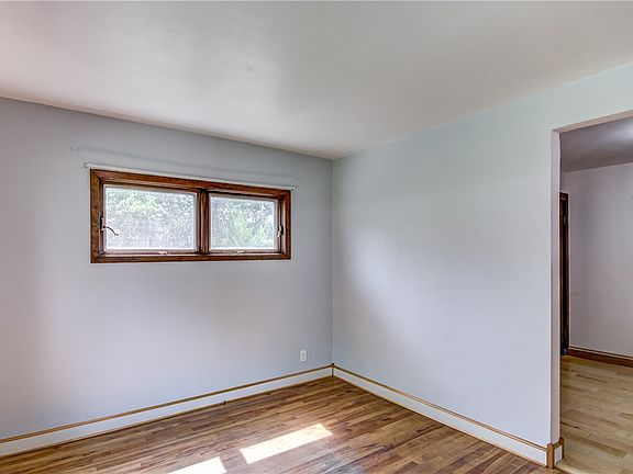 3rd image of 3143 Delbert Road