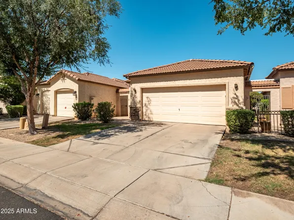 950 S TUCANA Lane, Gilbert, AZ 85296