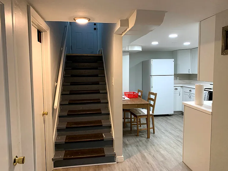 Stairs to entryway