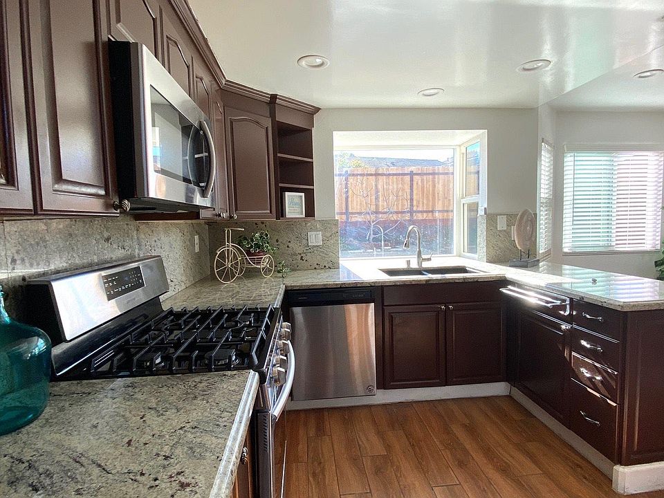 1st image of 7455 Rock Canyon Dr