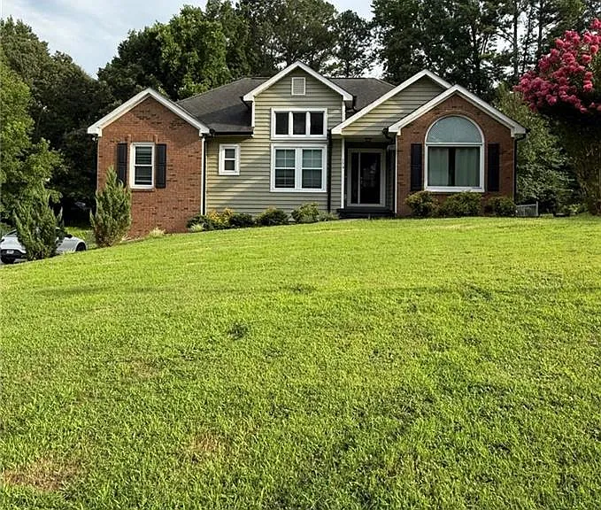 154 Camden Woods Dr — Photo 9