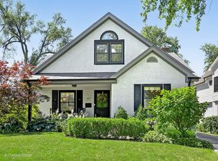 439 Colfax Ave, Clarendon Hills, IL 60514