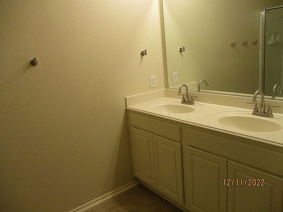 5th image of 5144 Waterview Ct