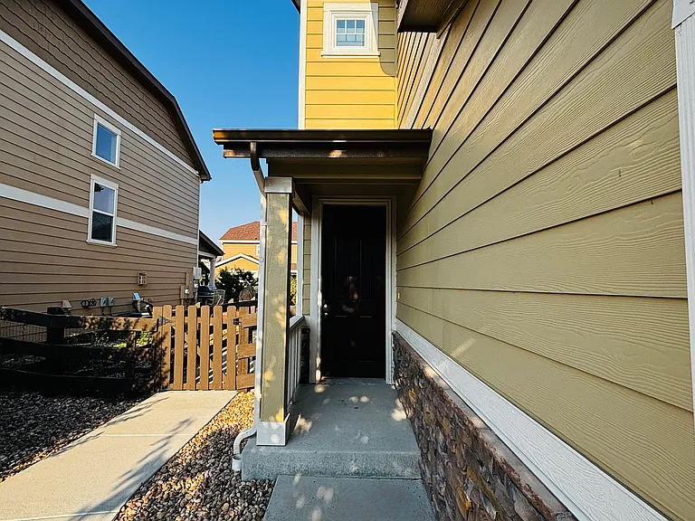 1762 Dusty Boot Dr #B — Photo 2