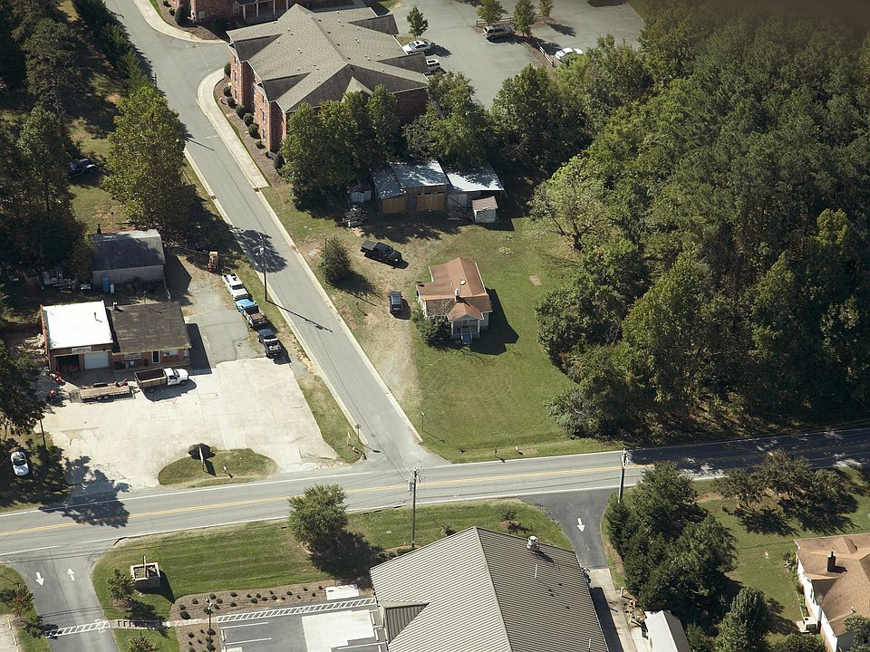 1st image of 511 W Haggard Dr