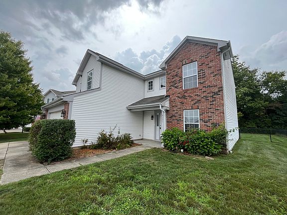 2nd image of 8221 Twin River Dr