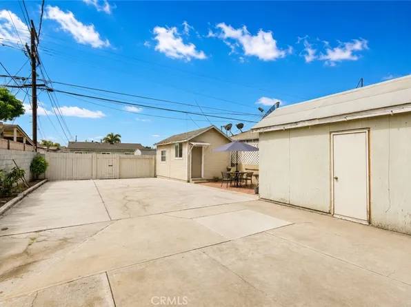 1206 E Cruces St, Wilmington, CA 90744