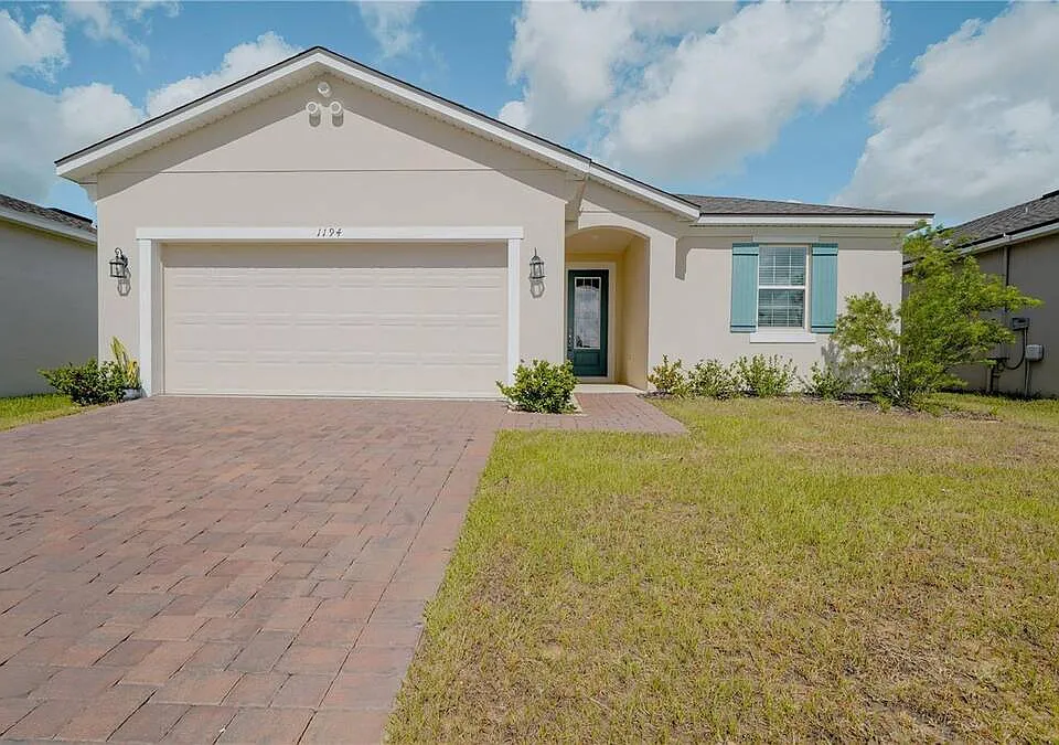 1194 Boardwalk Pl