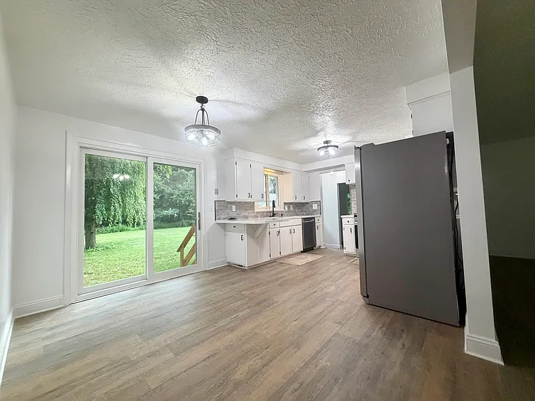 7301 Knight St NW — Photo 5