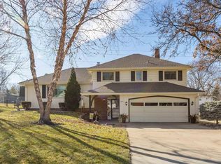 644 S 124th Ave, Omaha, NE 68154