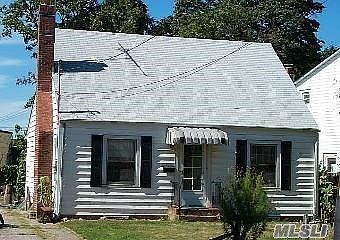 1st image of 169 Grant St