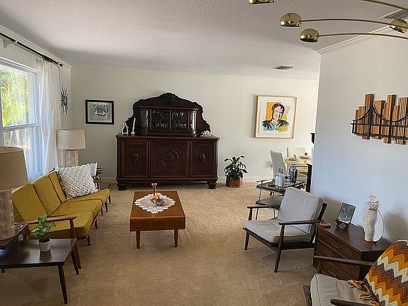5th image of 2463 Sierra Ln