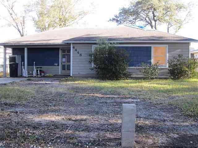 1st image of 4448 Clermont St