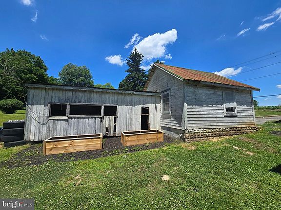 3rd image of 28510 Kemptown Rd
