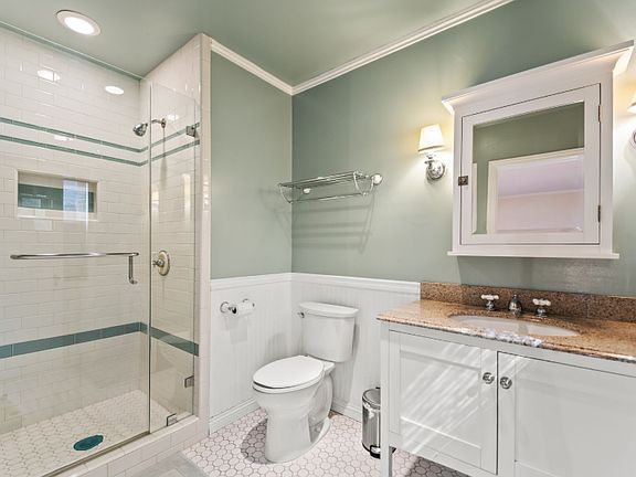4th image of 1706 Kingswood St