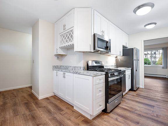 5th image of 8638-56 W Golf Rd #3933103