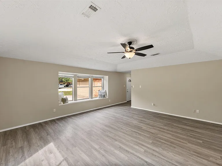 21018 Verdecove Ln — Photo 12