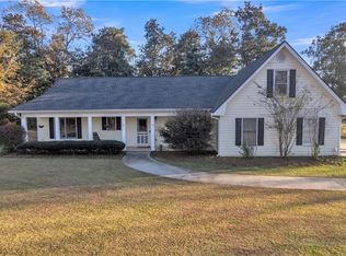 2524 E McIntosh Rd, Griffin, GA 30223