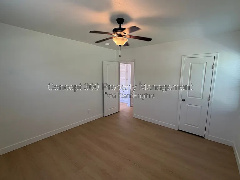 1214 E Cartagena St — Photo 20