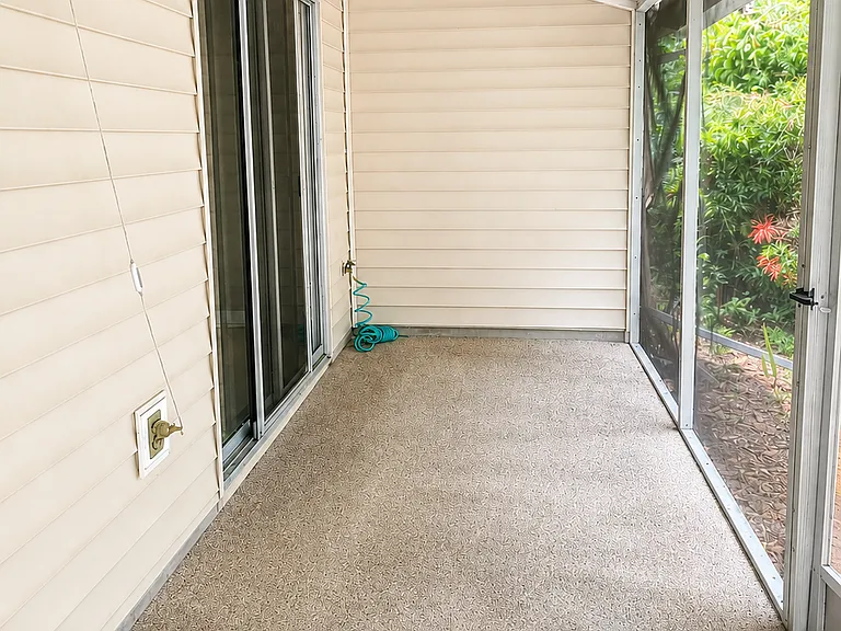 3174 Beecher Dr E — Photo 19