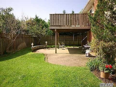 2nd image of 126 Lagoon Dr E