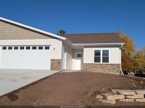 202 Evergreen Ln, Chilton, WI 53014