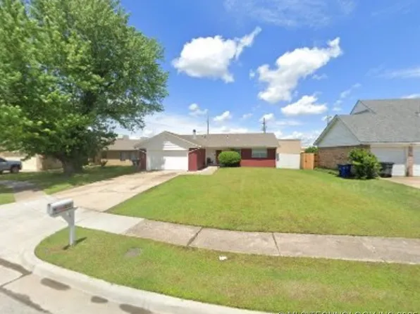 11405 E 27th St, Tulsa, OK 74129