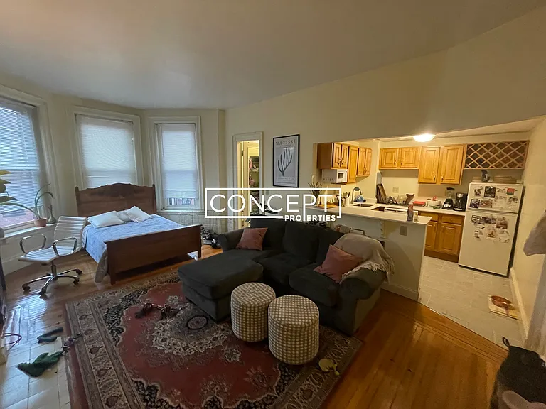379 Commonwealth Ave #7CP — Photo 1