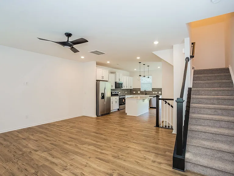11828 Avocet St — Photo 5