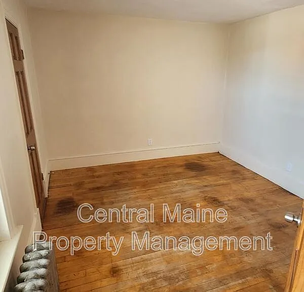 90 Ash St #9 — Photo 5