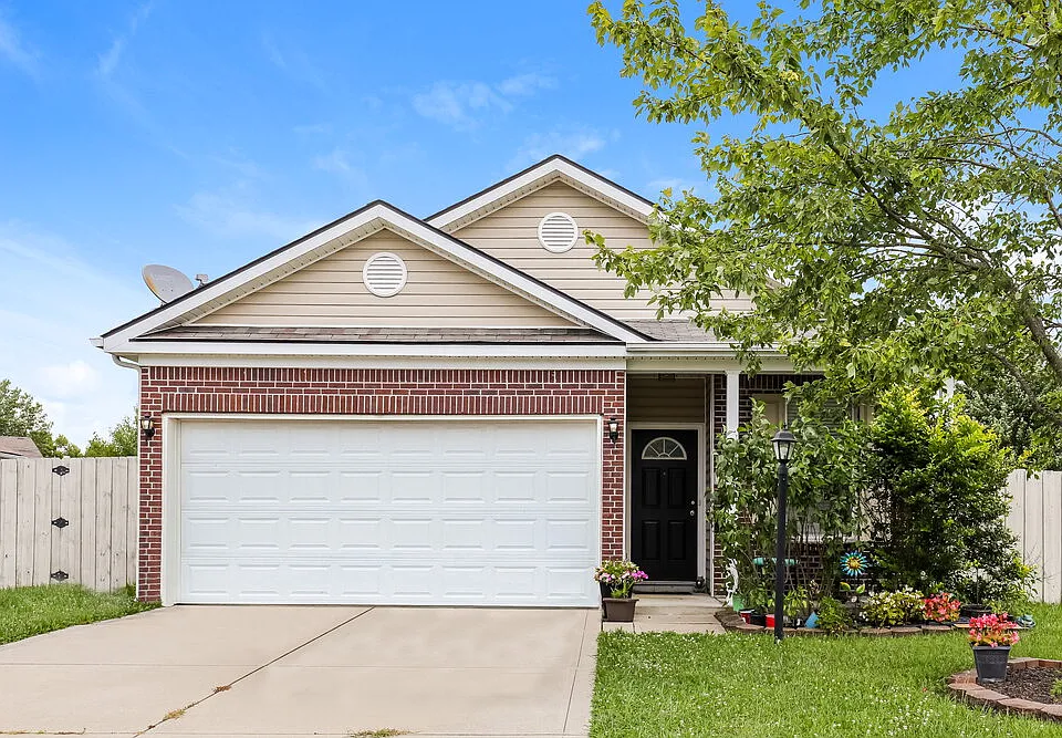 5327 Himalayan Dr