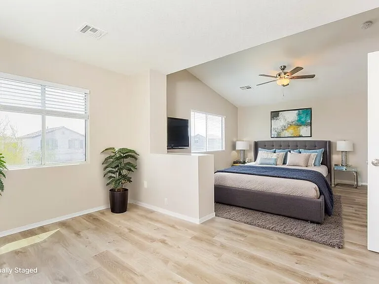 10548 Congaree St — Photo 12