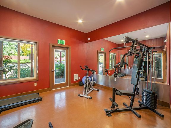 Fitness Room open 24x7