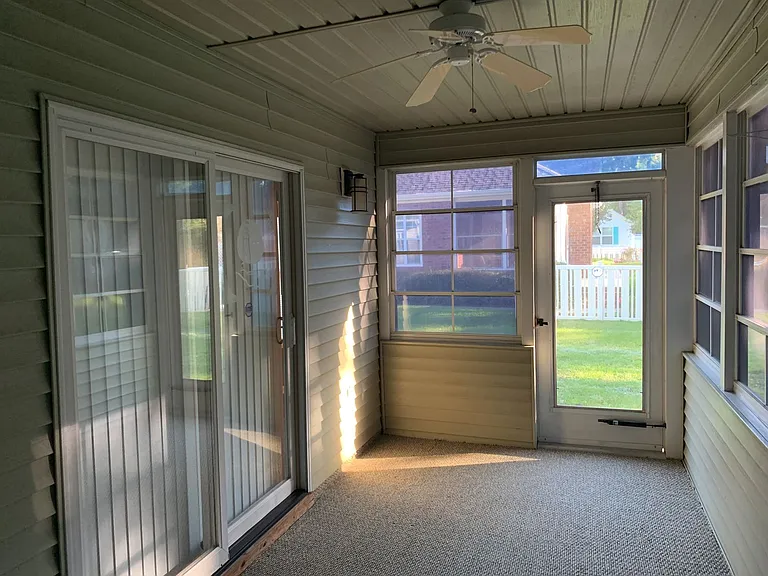 480 Shellbank Dr — Photo 23