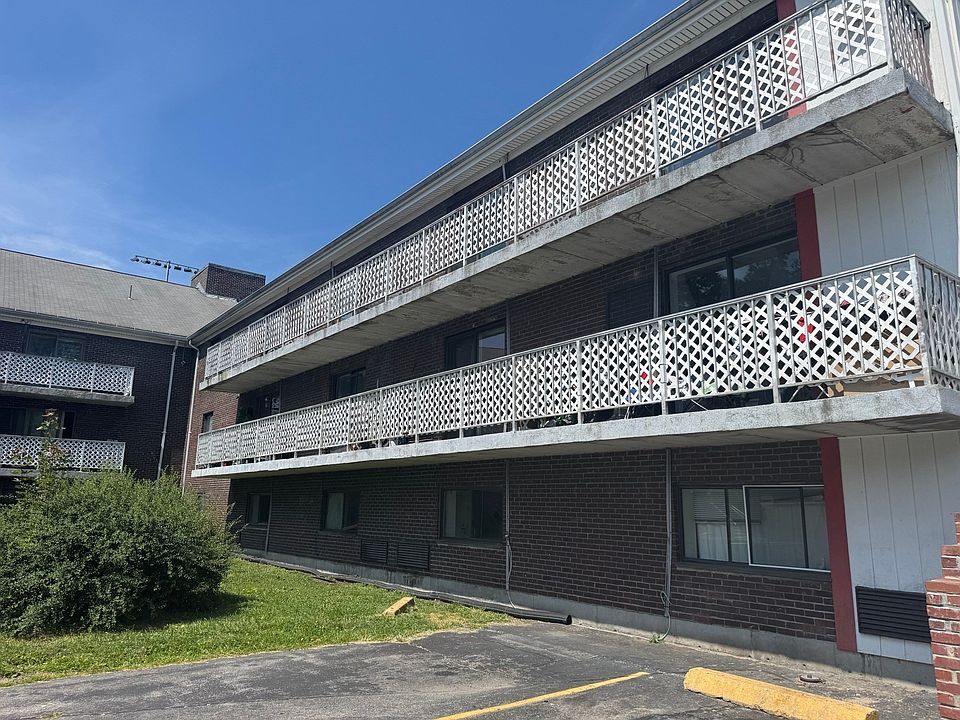 1st image of 126 Beaver St APT 146