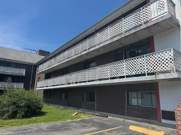 126 Beaver St APT 146, Framingham, MA 01702